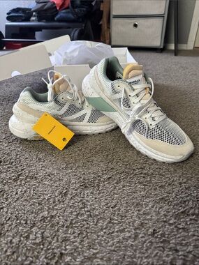 Men’s Brandblack White Mesh Sneakers with Mint and Tan Accents- Size 9